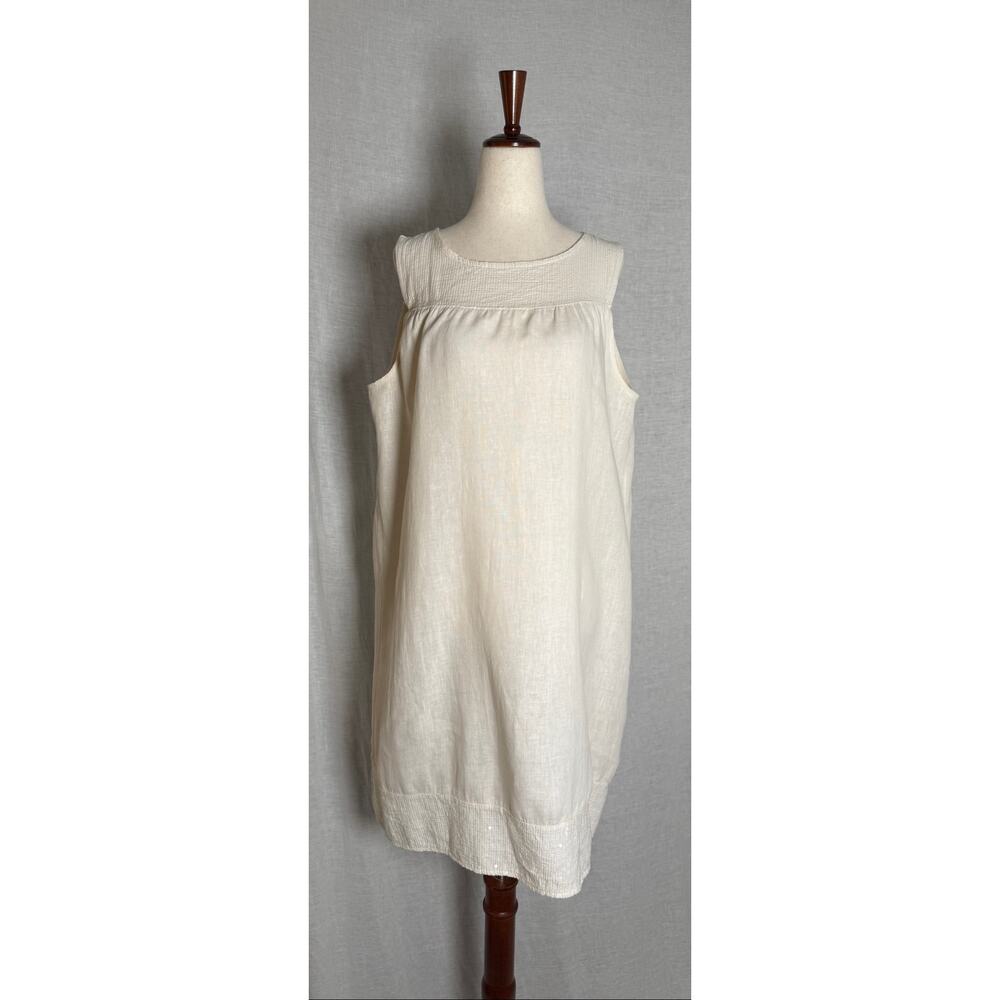 Via Signoria Italian Linen Sequin Trim Sleeveless Shift Dress - Flax
Size Large